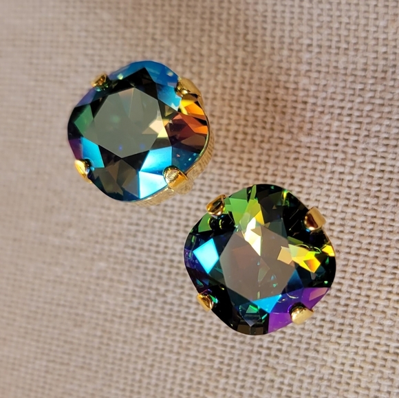 Austrian Crystal Post Earrings in Gold - Picture 6 of 10